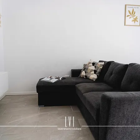 Apartment Wave