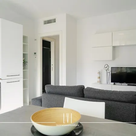 Wave Apartment *